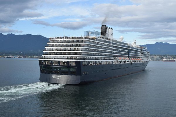 Comment choisir une croisière qui propose des ateliers de cuisine méditerranéenne en Italie?